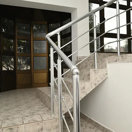 Timacum ゲストハウス Knjazevac