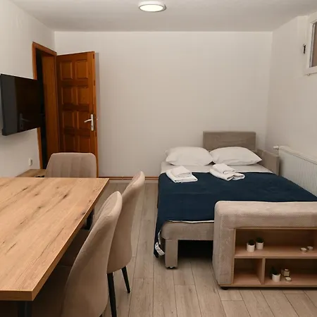 Timacum ゲストハウス Knjazevac